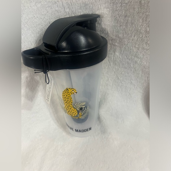 🐆 Steve Madden Leopard Shaker Bottle with Mixer Ball – 24oz / 709ml - Picture 5 of 5